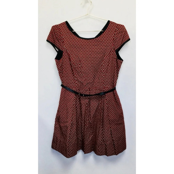 Women's Isabel & Nina Red Fit and Flair Dress Size 12 - Picture 2 of 12